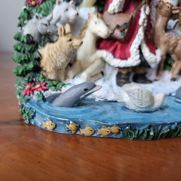 Vintage Santa Music Box - Picture 14 of 17